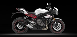 Triumph Street Triple 765 R 2017 vs Yamaha XSR900 2016