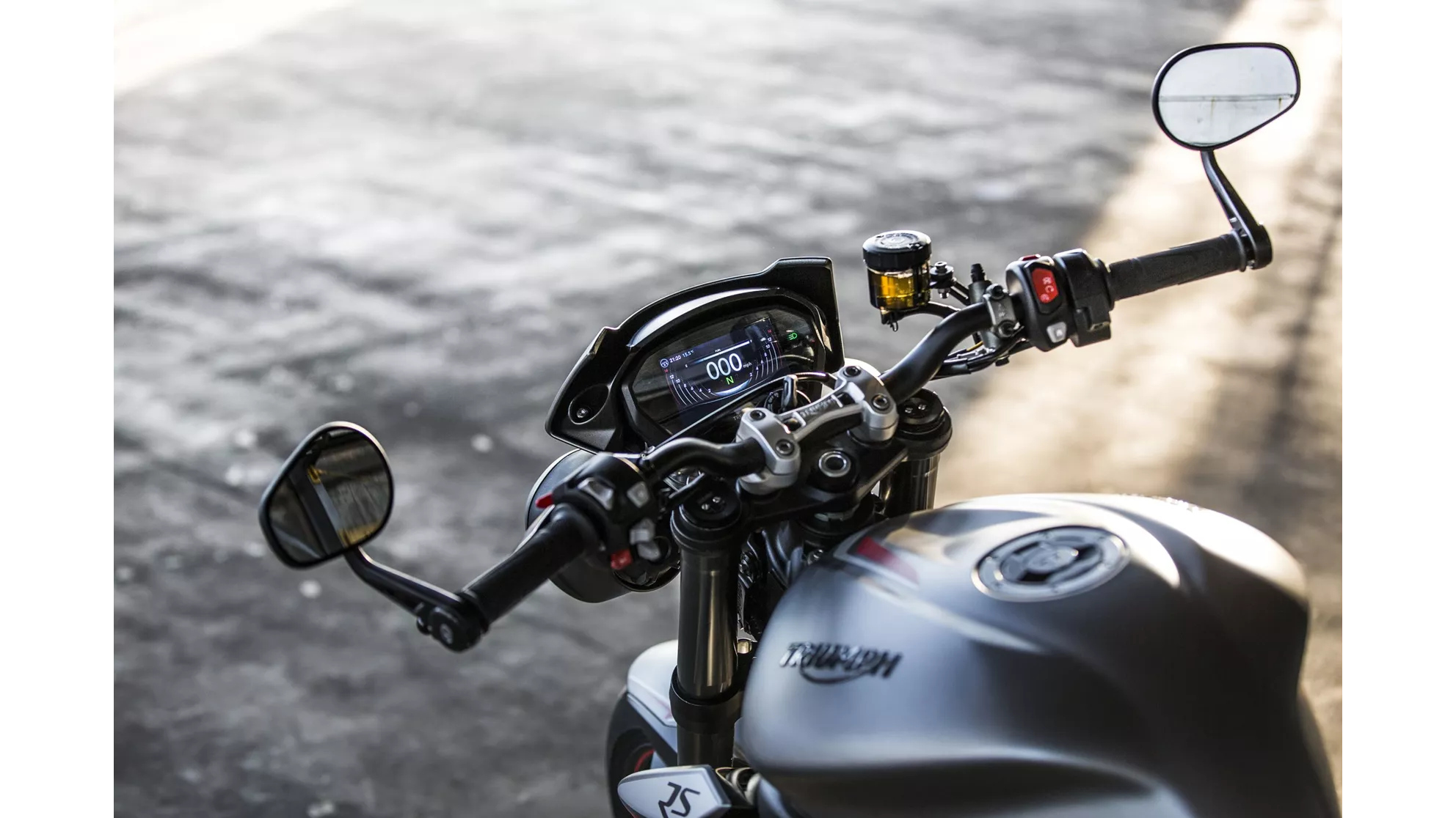 Triumph Street Triple 765 RS - Image 10 Triumph Street Triple 765 RS - Image 10