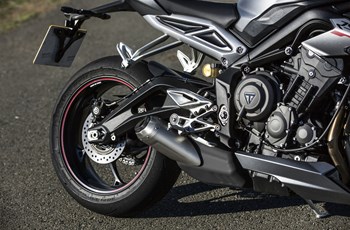 Triumph Street Triple 765 RS 2017 - Bild 17 Triumph Street Triple 765 RS 2017 - Bild 17