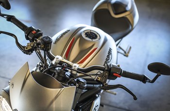 Triumph Street Triple 765 RS 2017 - Bild 23 Triumph Street Triple 765 RS 2017 - Bild 23