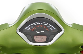 Vespa GTS 300 i.e. Super 2017 - Bild 8