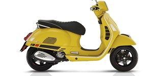 Vespa GTS 300 i.e. Super Sport 2017 vs Vespa GTS 300 i.e. Super 2017