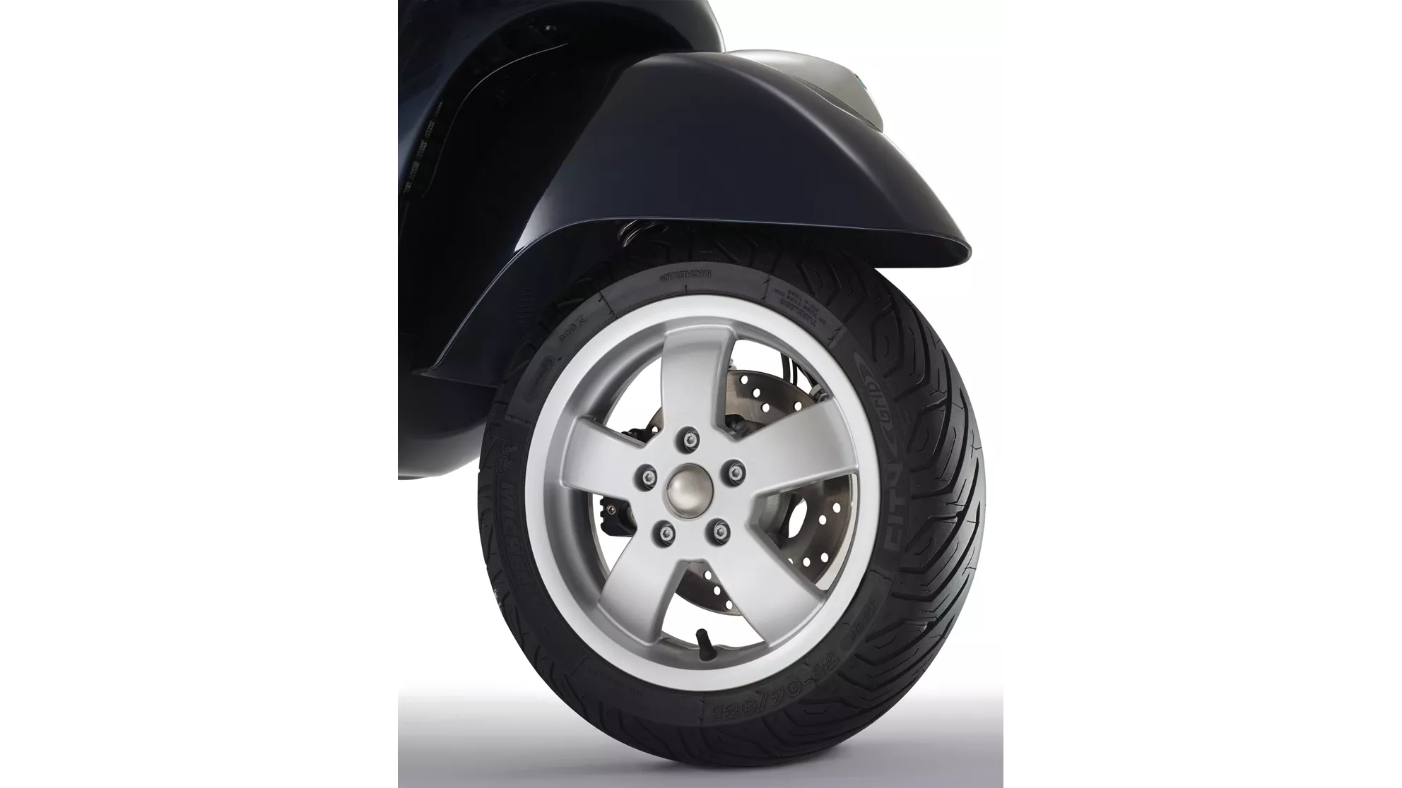 Vespa GTS 300 i.e. - Image 22 Vespa GTS 300 i.e. - Image 22