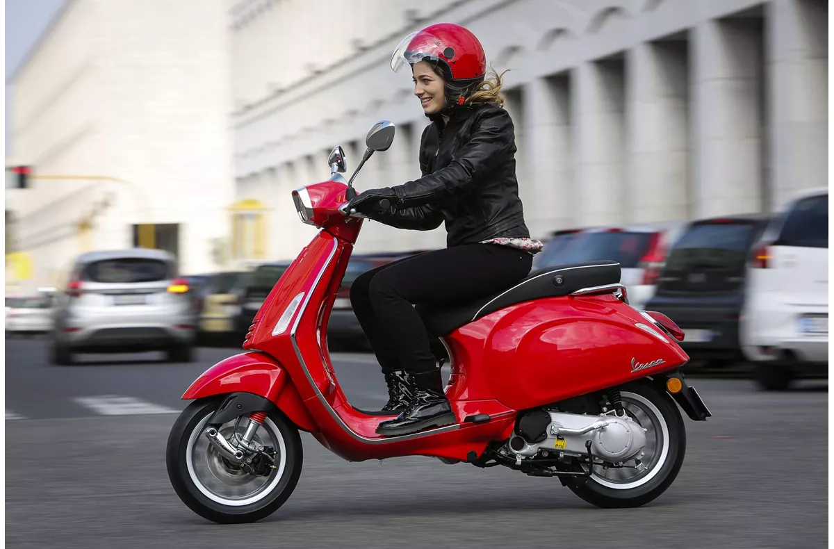 Vespa Sprint 125 i.e. 3V Vespa Sprint 125 i.e. 3V