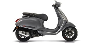 Vespa Sprint 125ie 3v S 2017 vs Vespa Primavera 125 Touring 2023