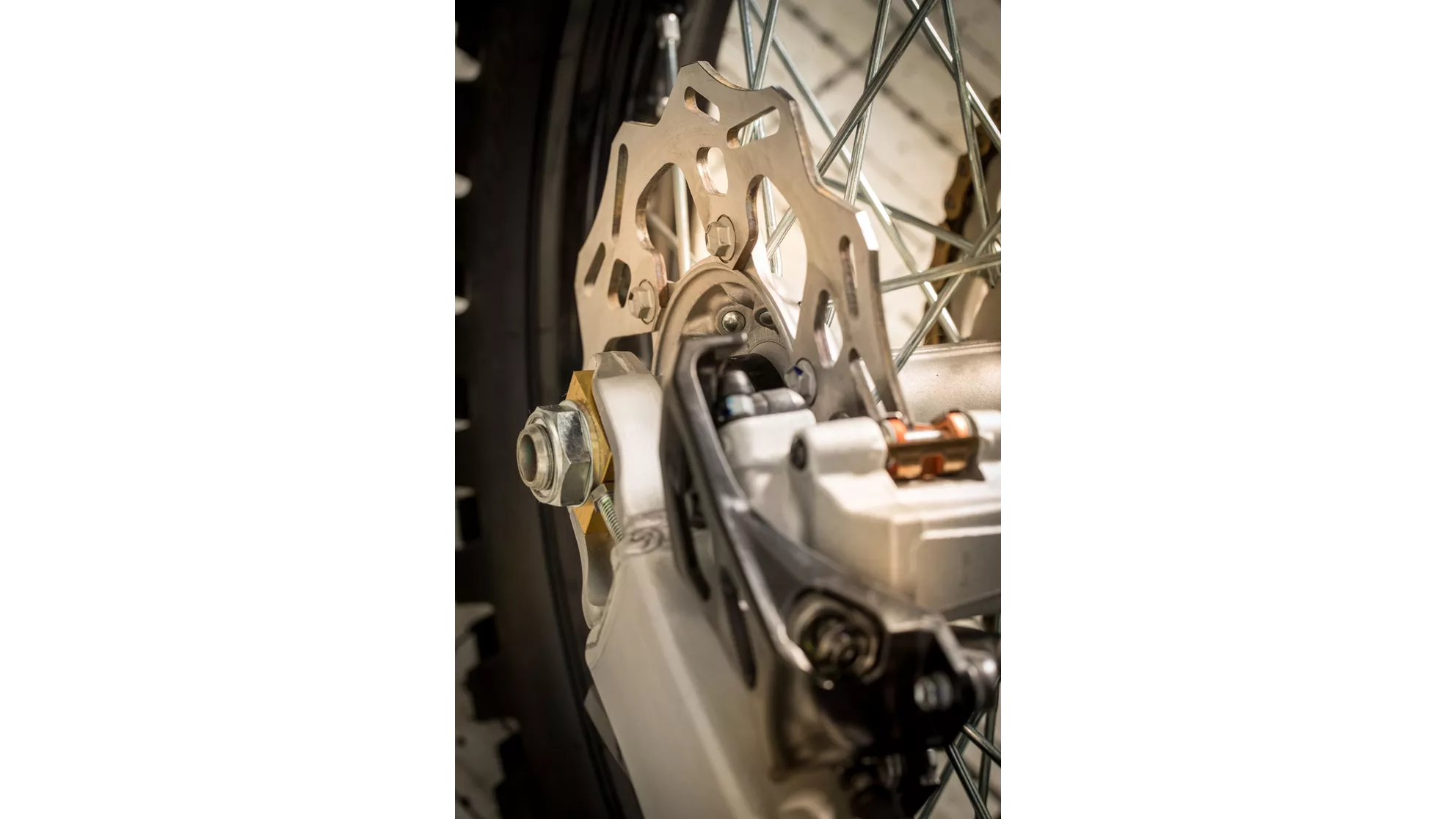 Yamaha YZ450F - Image 16 Yamaha YZ450F - Image 16