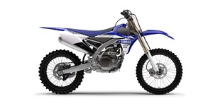 Yamaha YZ450F 2017 vs KTM 450 EXC-F 2017