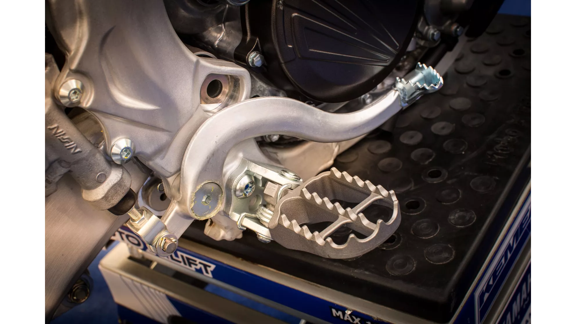 Yamaha YZ250F - Image 16 Yamaha YZ250F - Image 16