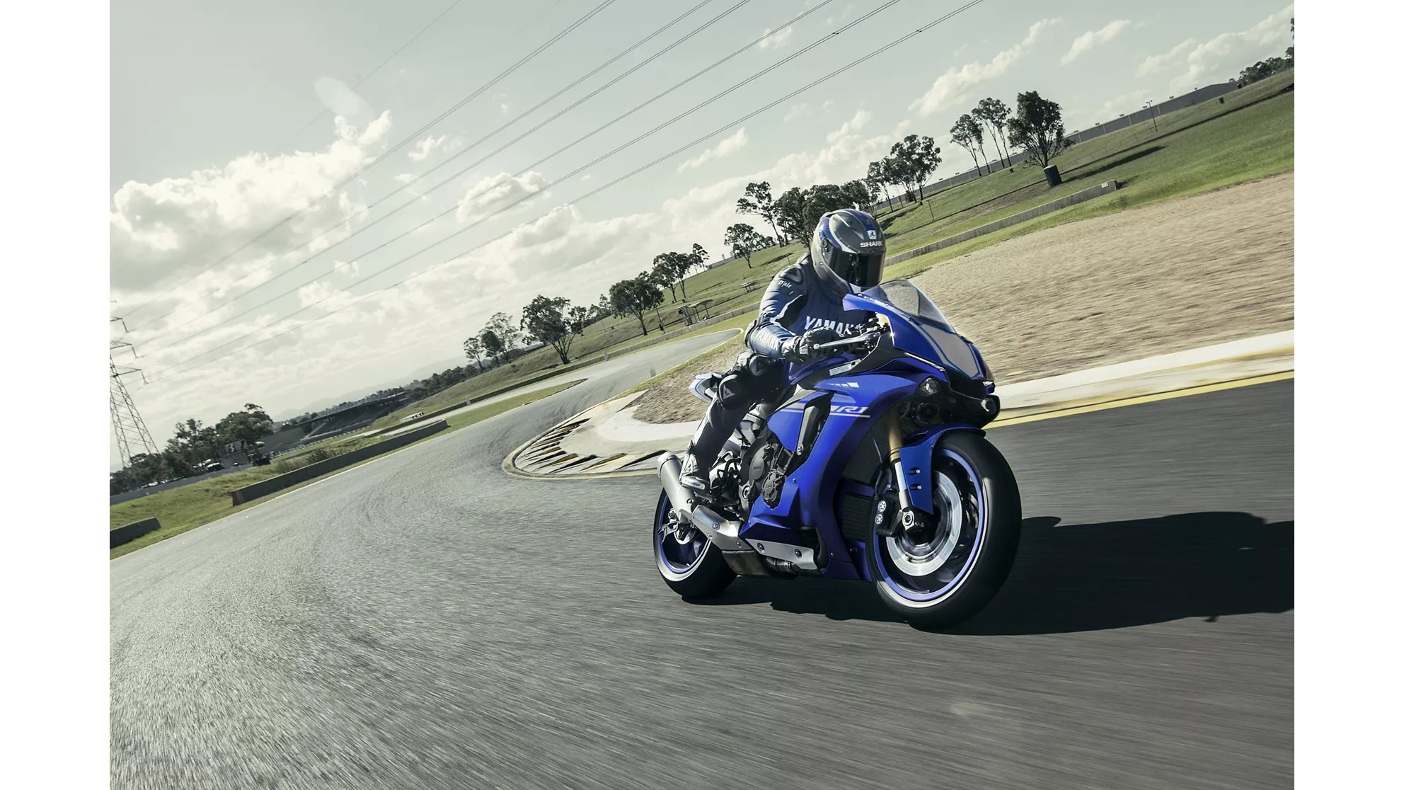 Yamaha R1 - Image 3 Yamaha R1 - Image 3