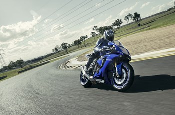 Yamaha R1 2017 - Bild 5 Yamaha R1 2017 - Bild 5
