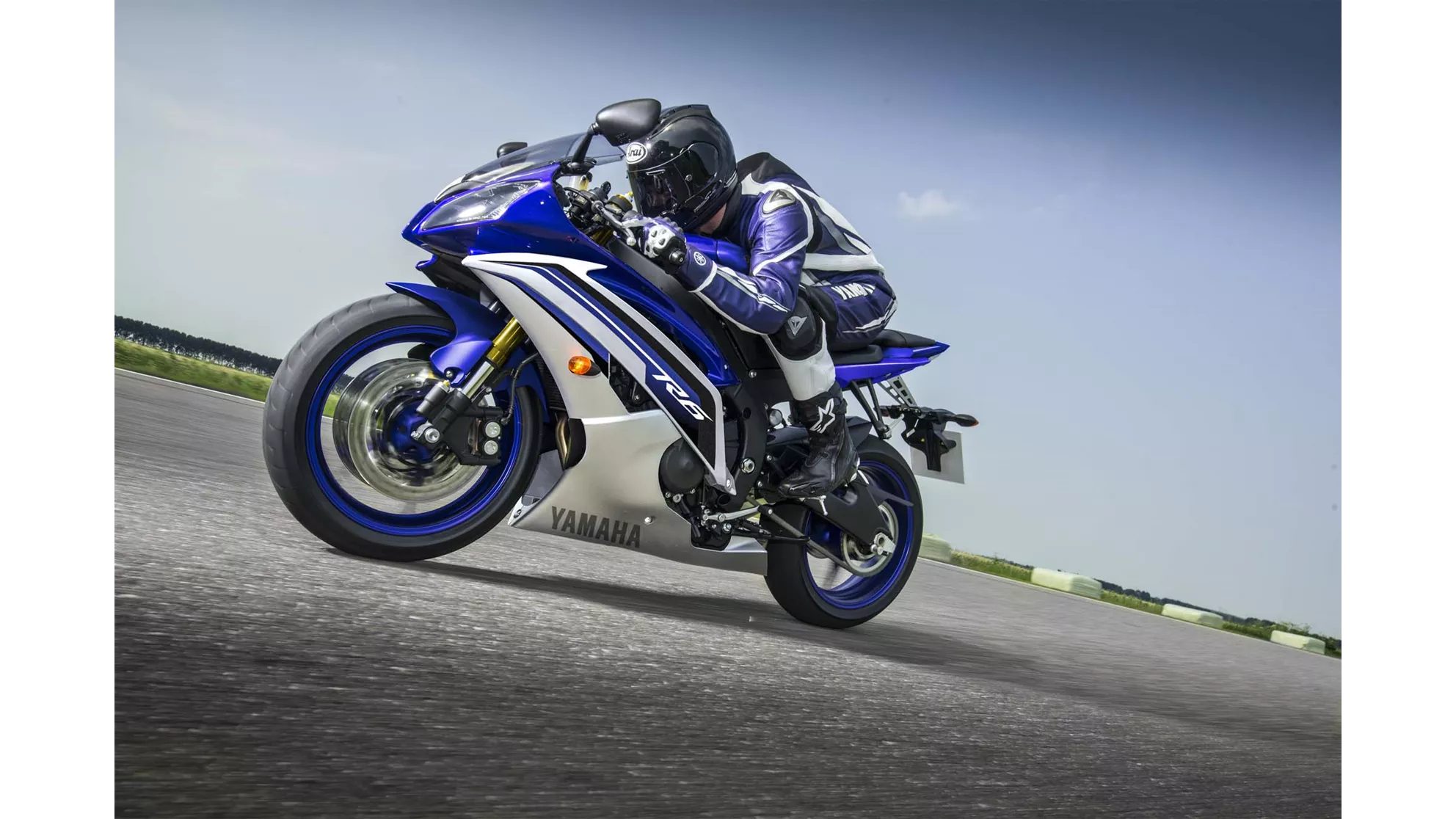 Yamaha YZF-R6 - Image 2 Yamaha YZF-R6 - Image 2