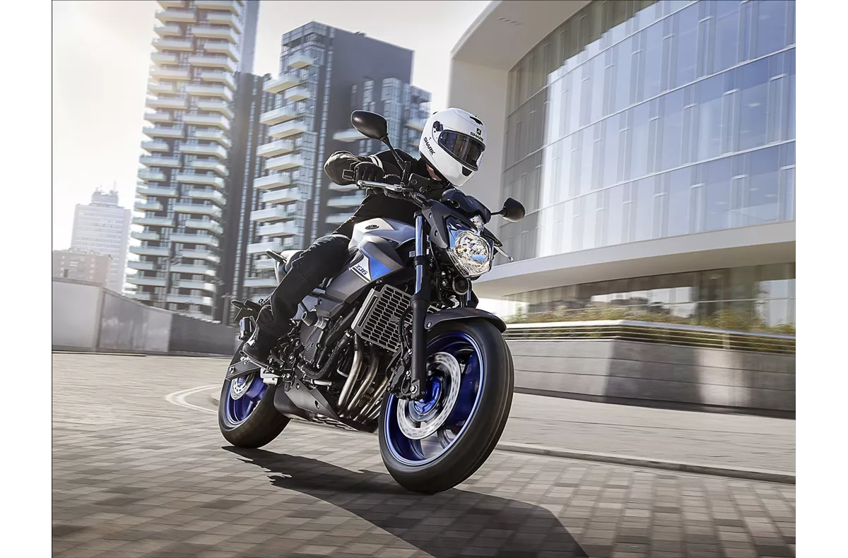 Yamaha XJ6 Yamaha XJ6