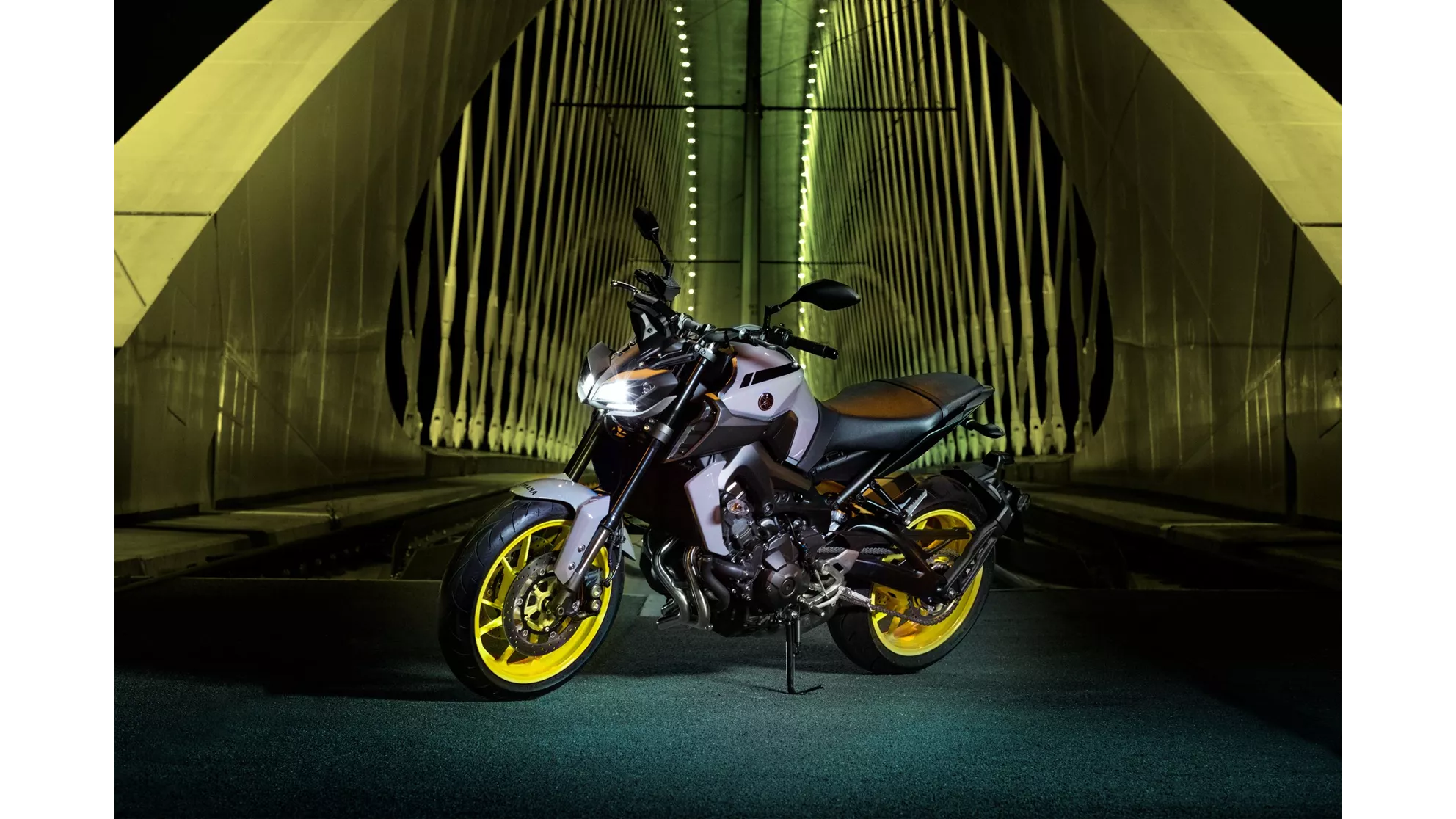 Yamaha MT-09 - Image 11 Yamaha MT-09 - Image 11