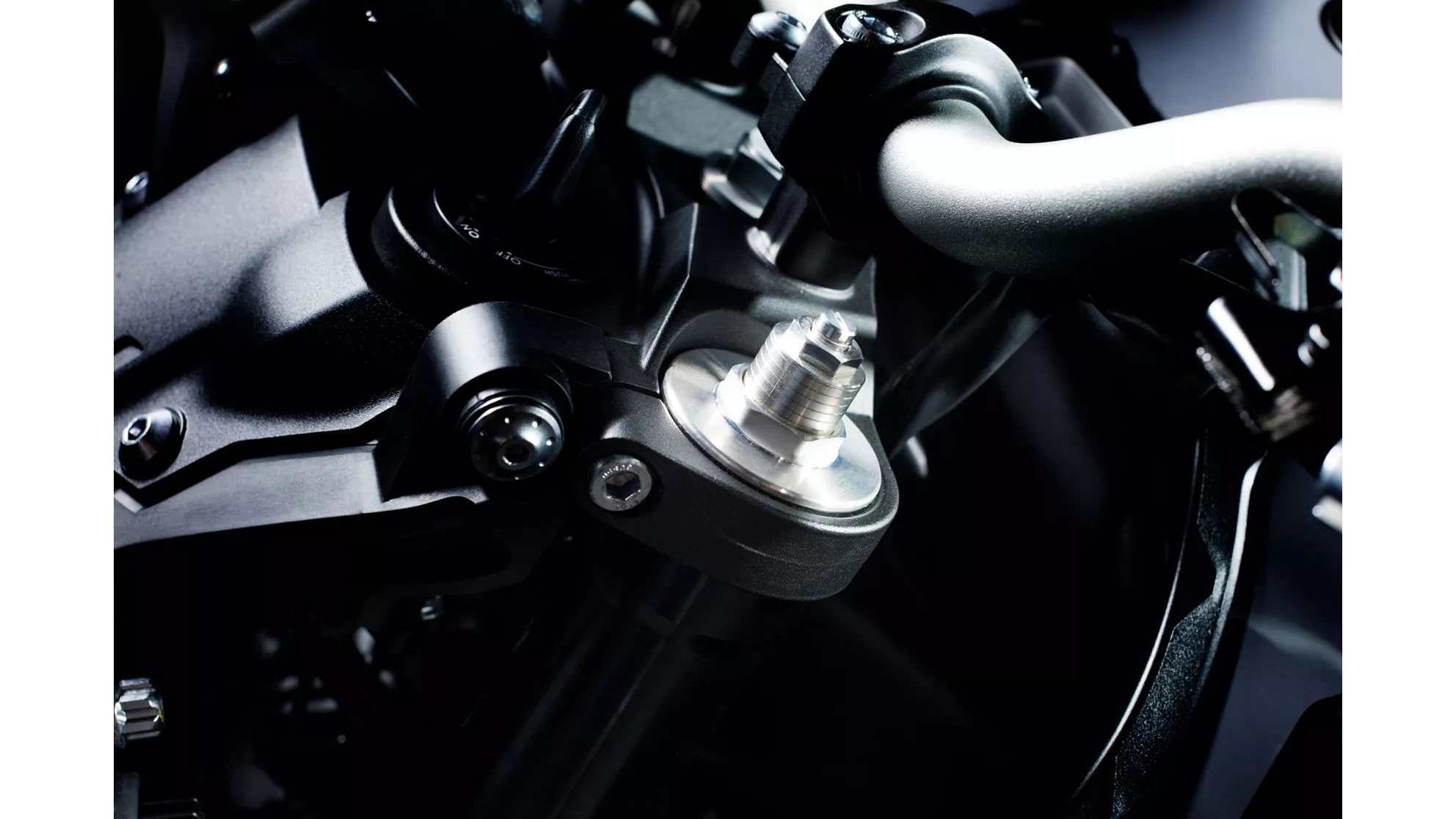 Yamaha MT-09 - Image 17 Yamaha MT-09 - Image 17