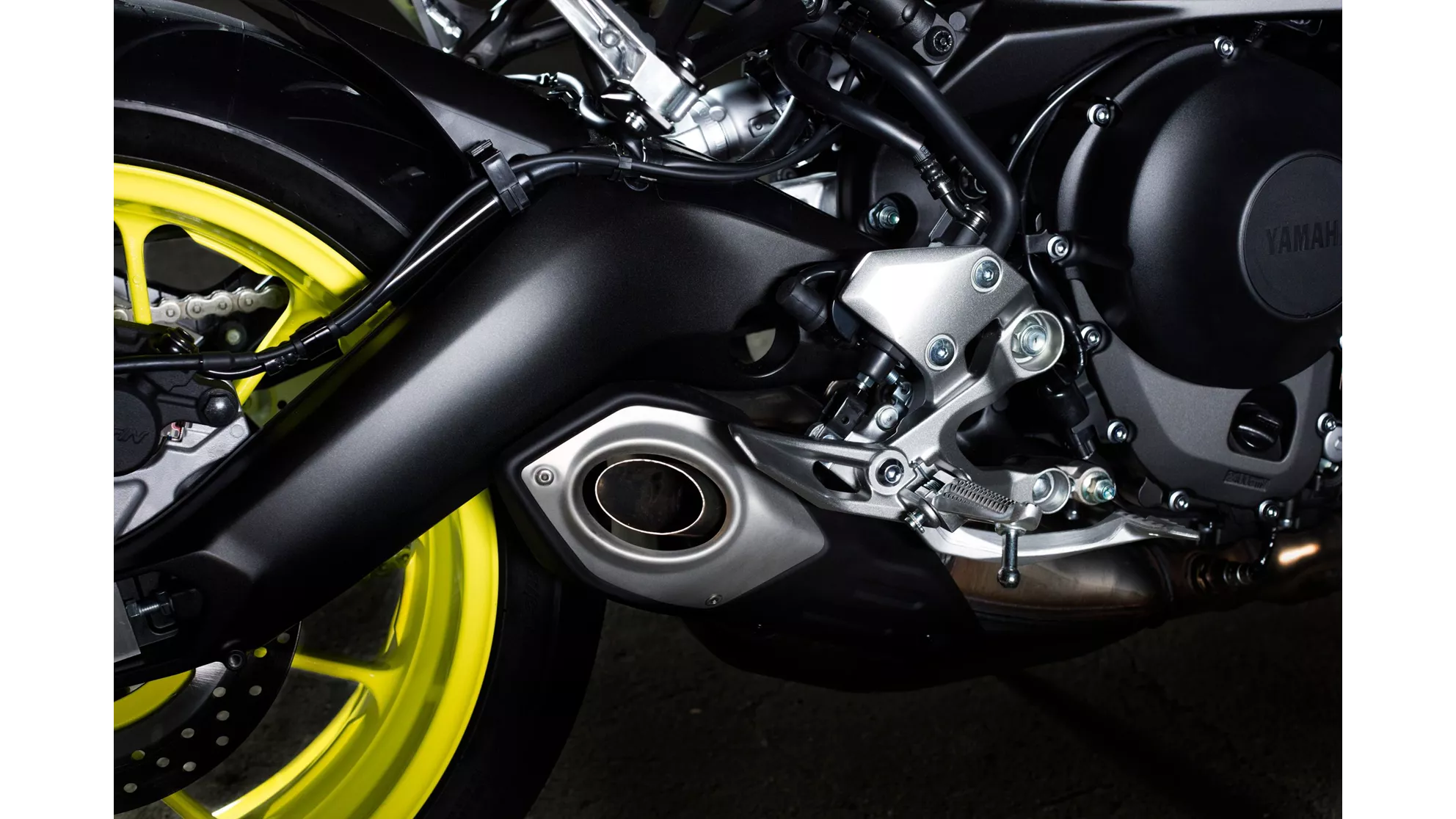 Yamaha MT-09 - Image 18 Yamaha MT-09 - Image 18