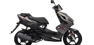 Rieju Century 2021 vs Yamaha Aerox 4 2017