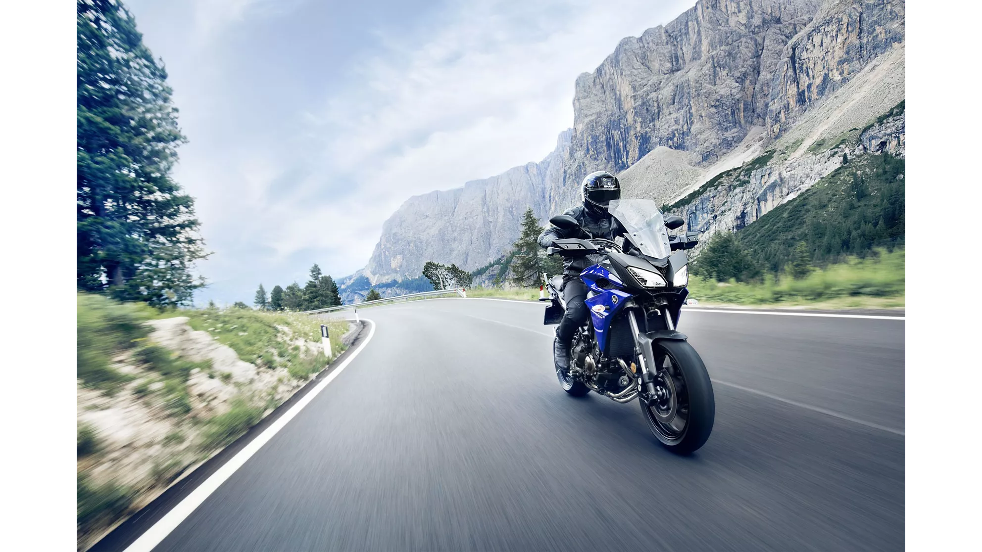 Yamaha Tracer 900 - Image 12 Yamaha Tracer 900 - Image 12