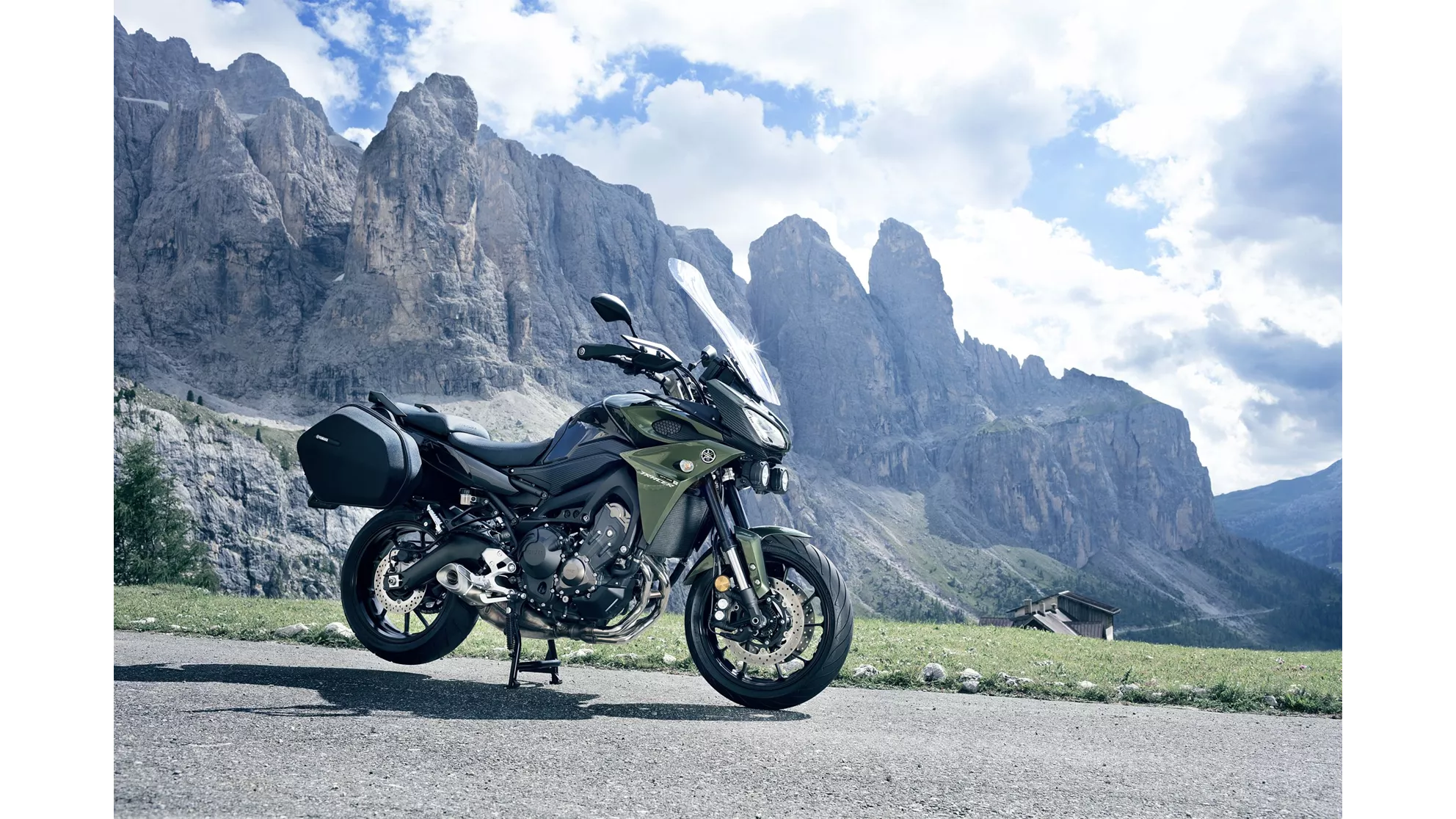 Yamaha Tracer 900 - Image 21 Yamaha Tracer 900 - Image 21