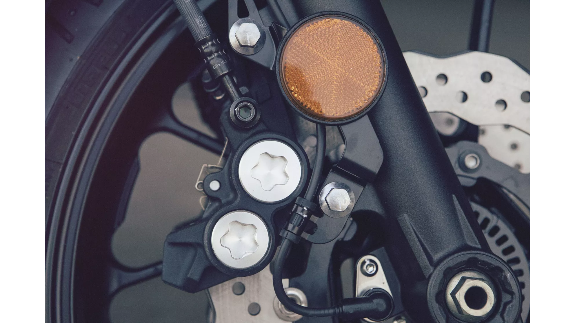 Yamaha XSR700 - Image 18 Yamaha XSR700 - Image 18