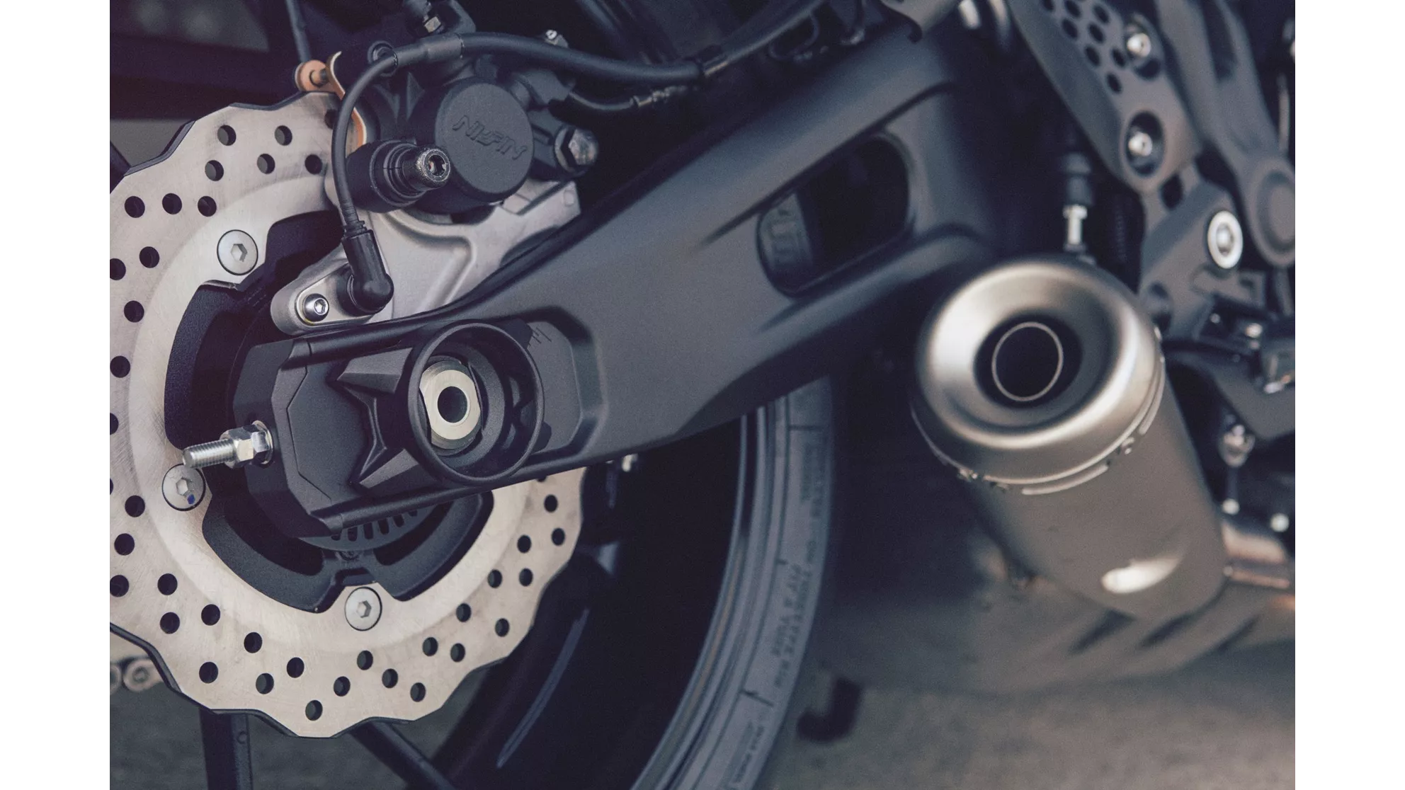 Yamaha XSR700 - Image 20 Yamaha XSR700 - Image 20