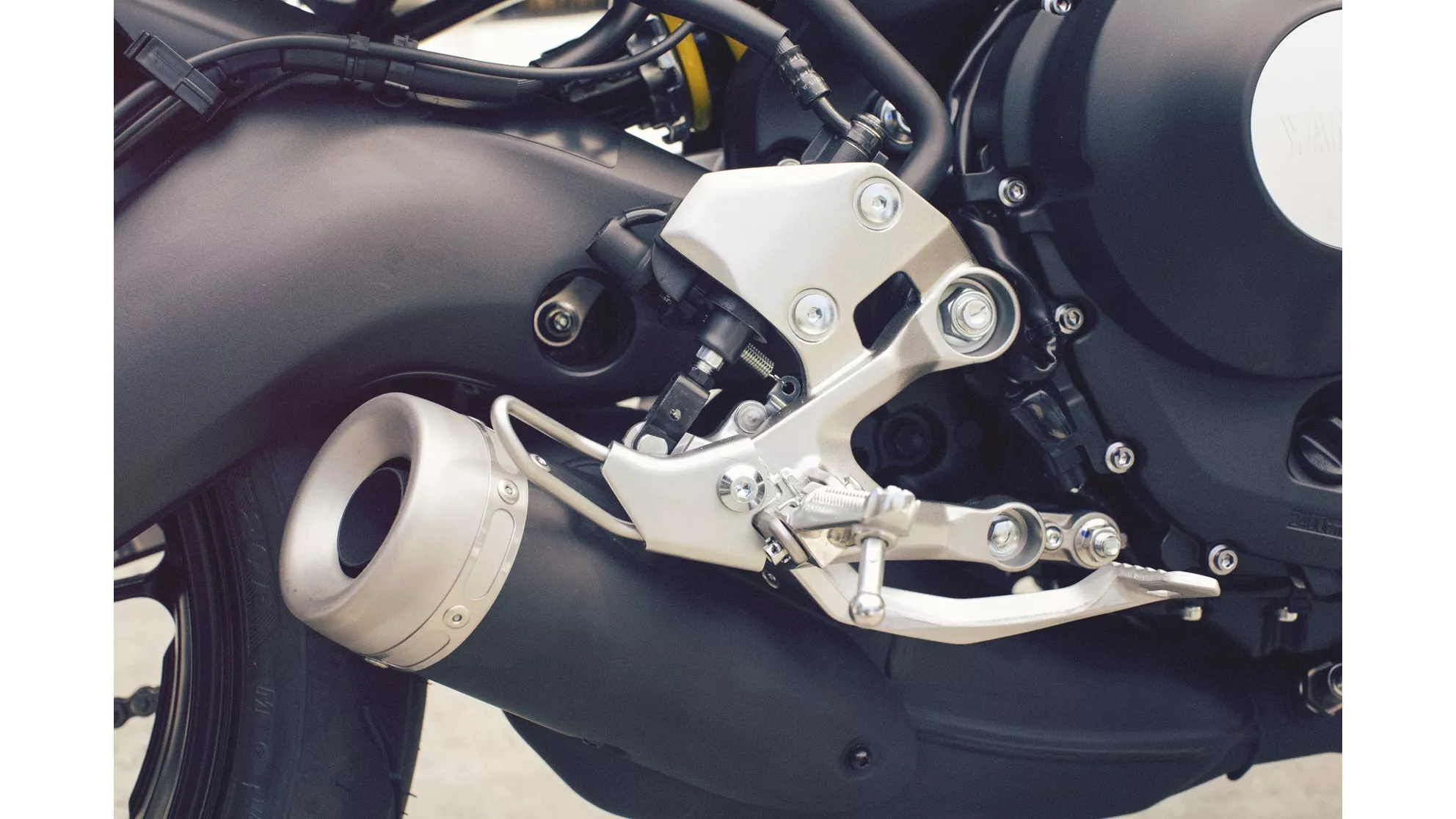 Yamaha XSR900 - Image 22 Yamaha XSR900 - Image 22