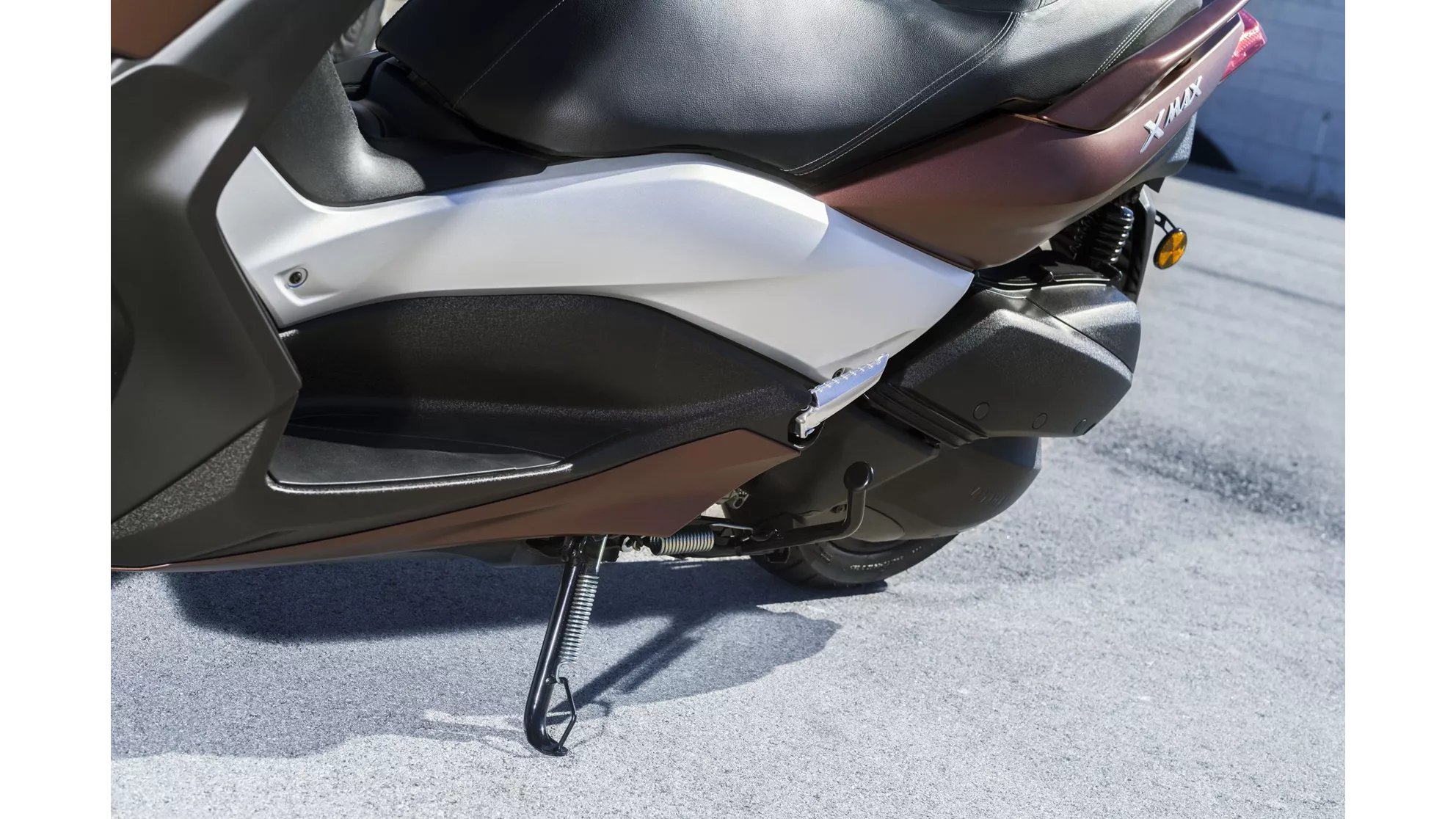 Yamaha XMAX 300 - Image 13 Yamaha XMAX 300 - Image 13