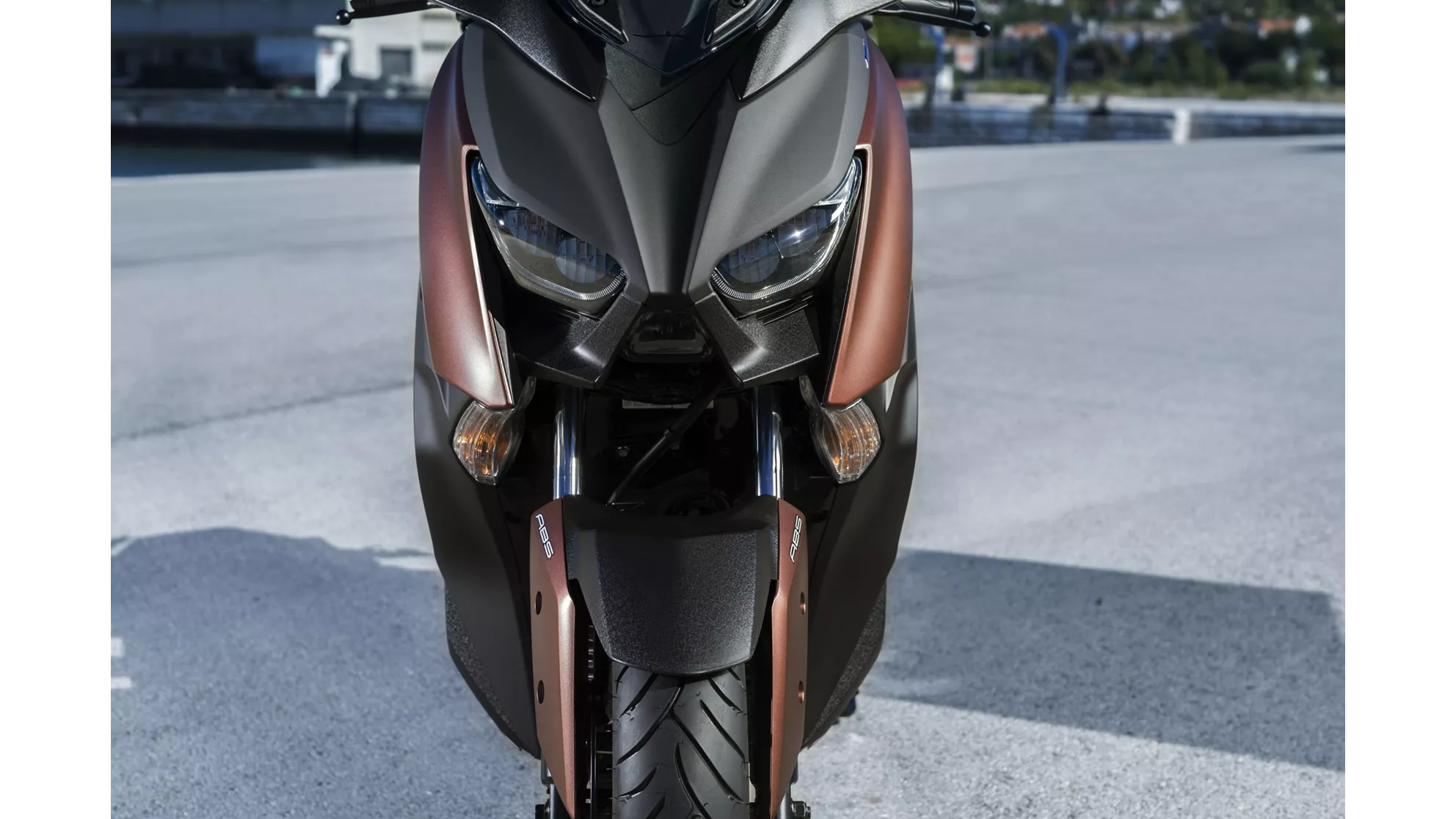 Yamaha XMAX 300 - Image 22 Yamaha XMAX 300 - Image 22