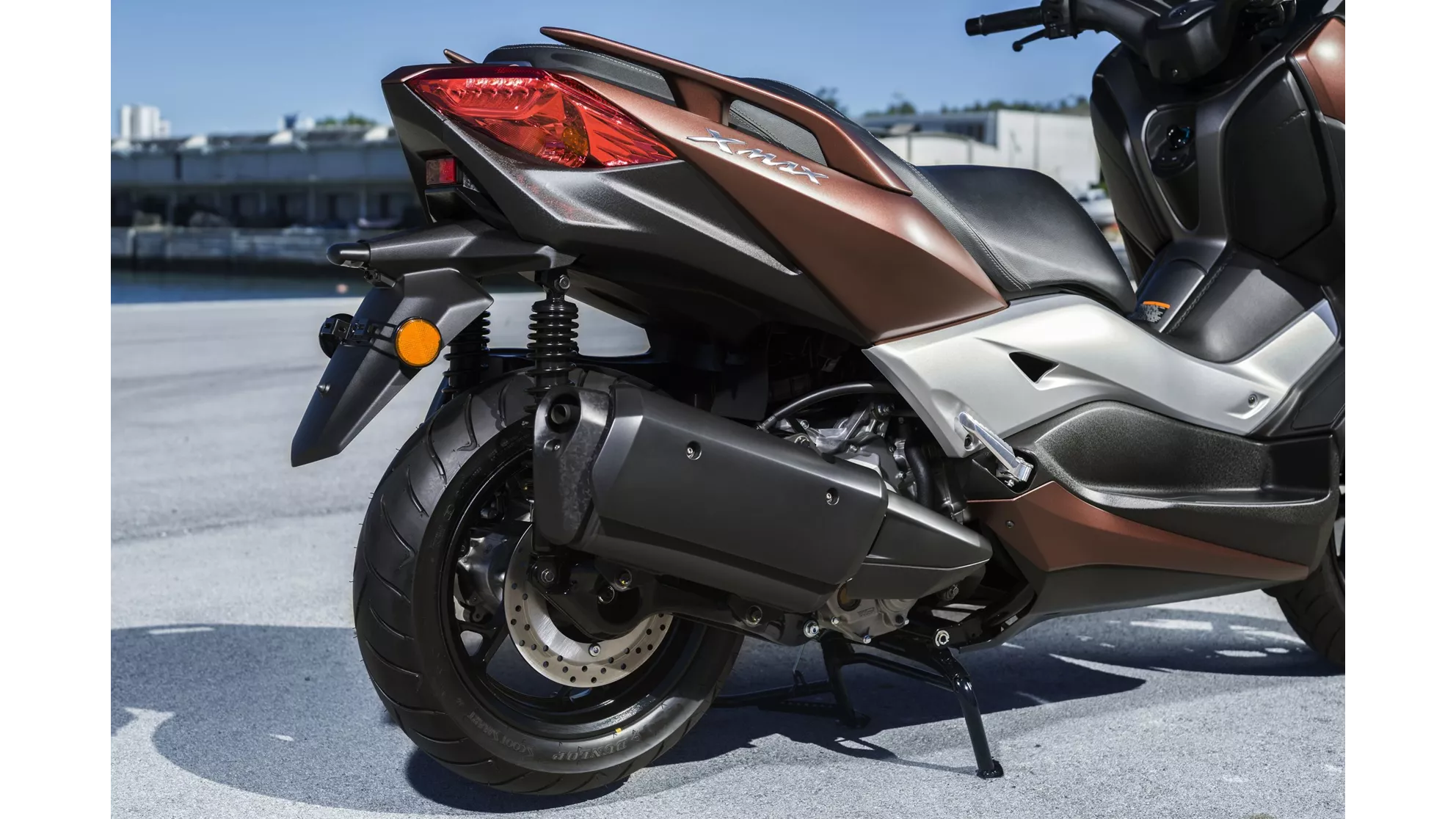 Yamaha XMAX 300 - Image 23 Yamaha XMAX 300 - Image 23