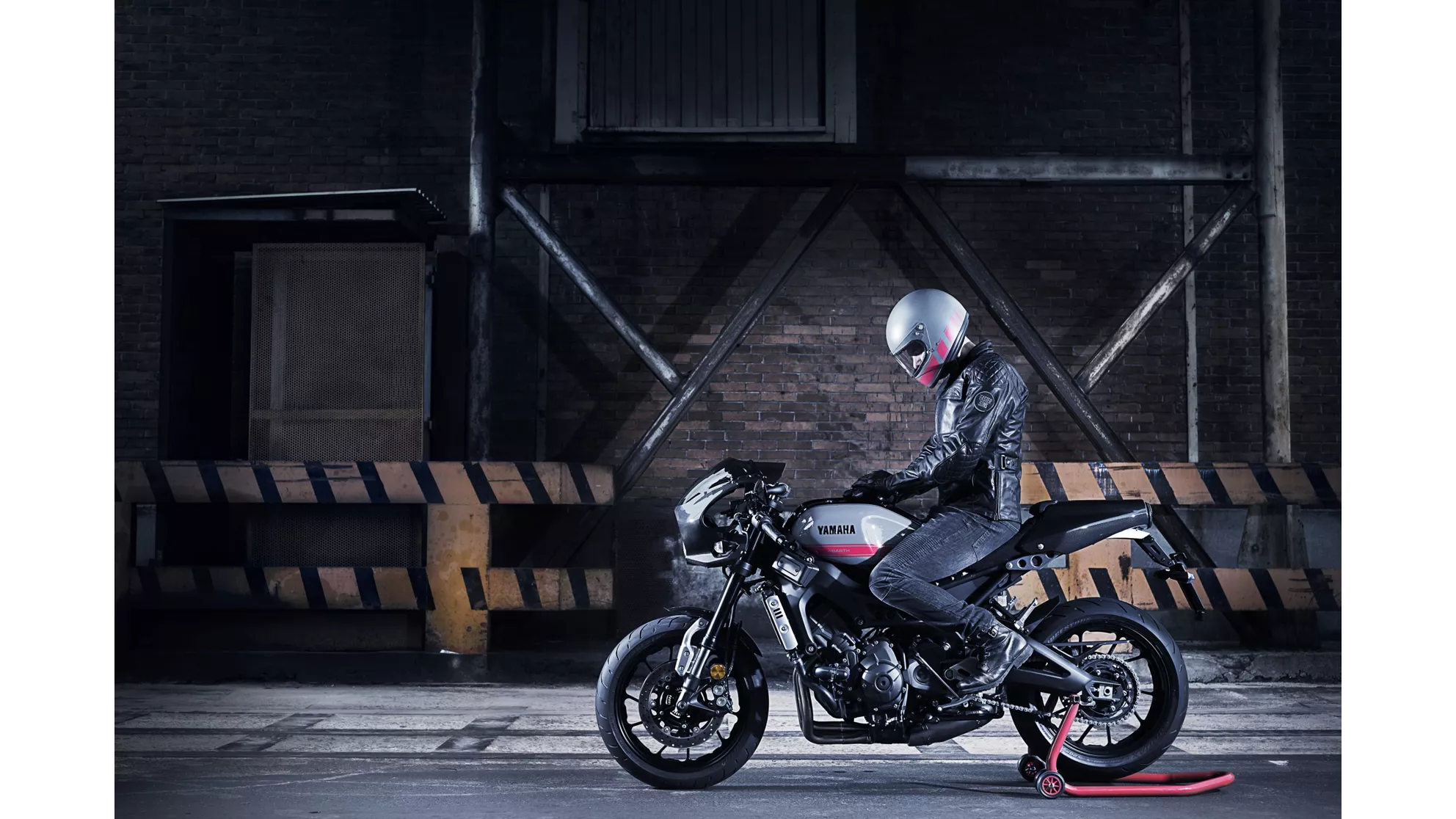 Yamaha XSR900 Abarth - Image 2 Yamaha XSR900 Abarth - Image 2