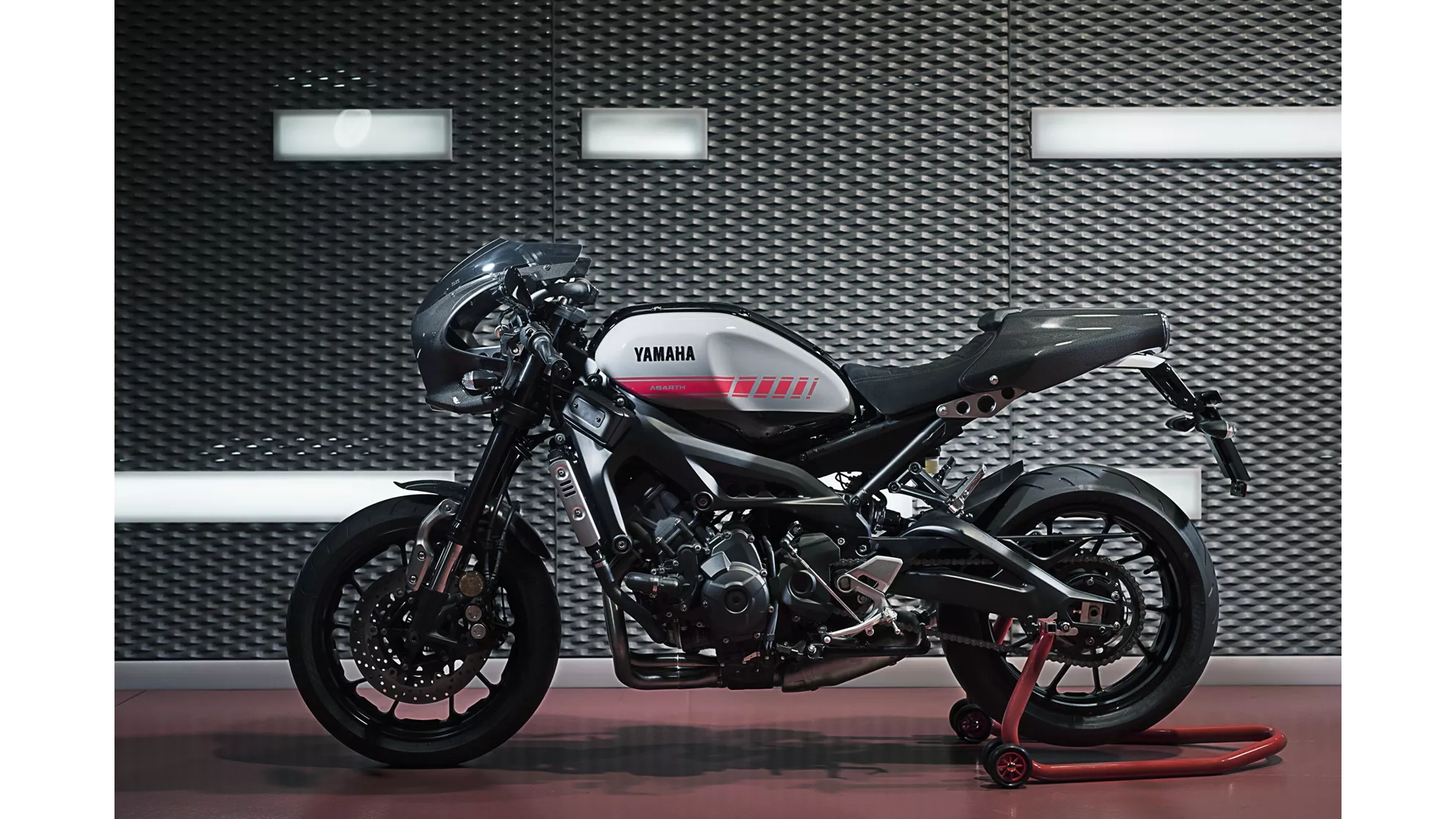 Yamaha XSR900 Abarth - Image 9 Yamaha XSR900 Abarth - Image 9