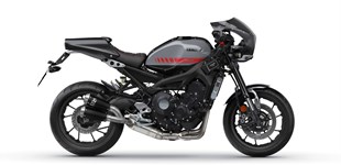 Yamaha XSR700 2021 vs Yamaha XSR900 Abarth 2017