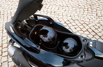 Yamaha TMAX 2017 - Bild 17 Yamaha TMAX 2017 - Bild 17