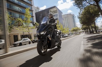 Yamaha TMAX 2017 - Bild 25 Yamaha TMAX 2017 - Bild 25