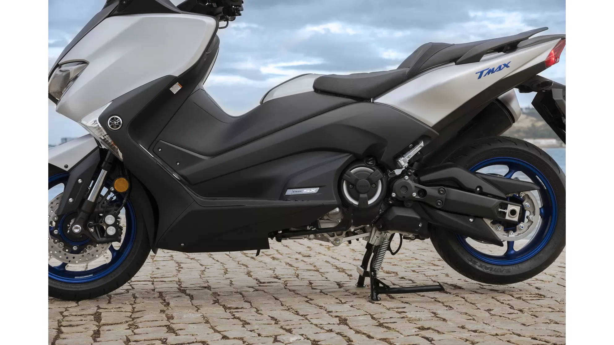 Yamaha TMAX SX - Image 3 Yamaha TMAX SX - Image 3