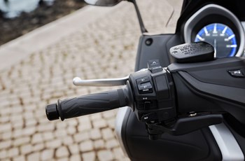 Yamaha TMAX SX 2017 - Bild 23 Yamaha TMAX SX 2017 - Bild 23