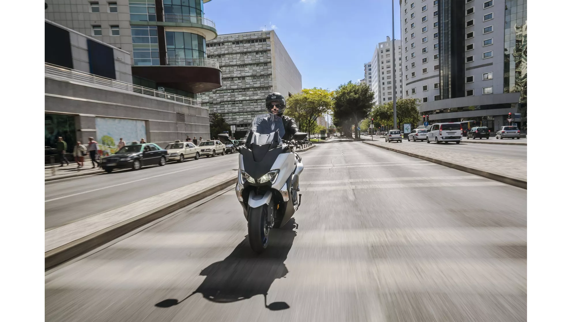 Yamaha TMAX SX - Image 23 Yamaha TMAX SX - Image 23