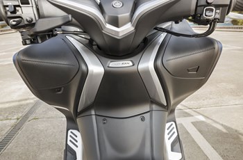Yamaha TMAX DX 2017 - Bild 16 Yamaha TMAX DX 2017 - Bild 16