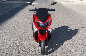 Yamaha NMAX 155 2017 - Bild 17 Yamaha NMAX 155 2017 - Bild 17