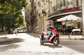 Yamaha NMAX 155 2017 - Bild 29 Yamaha NMAX 155 2017 - Bild 29