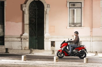 Yamaha NMAX 155 2017 - Bild 30 Yamaha NMAX 155 2017 - Bild 30