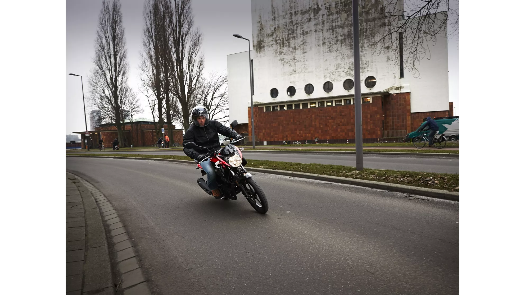 Yamaha YS125 - Image 9 Yamaha YS125 - Image 9