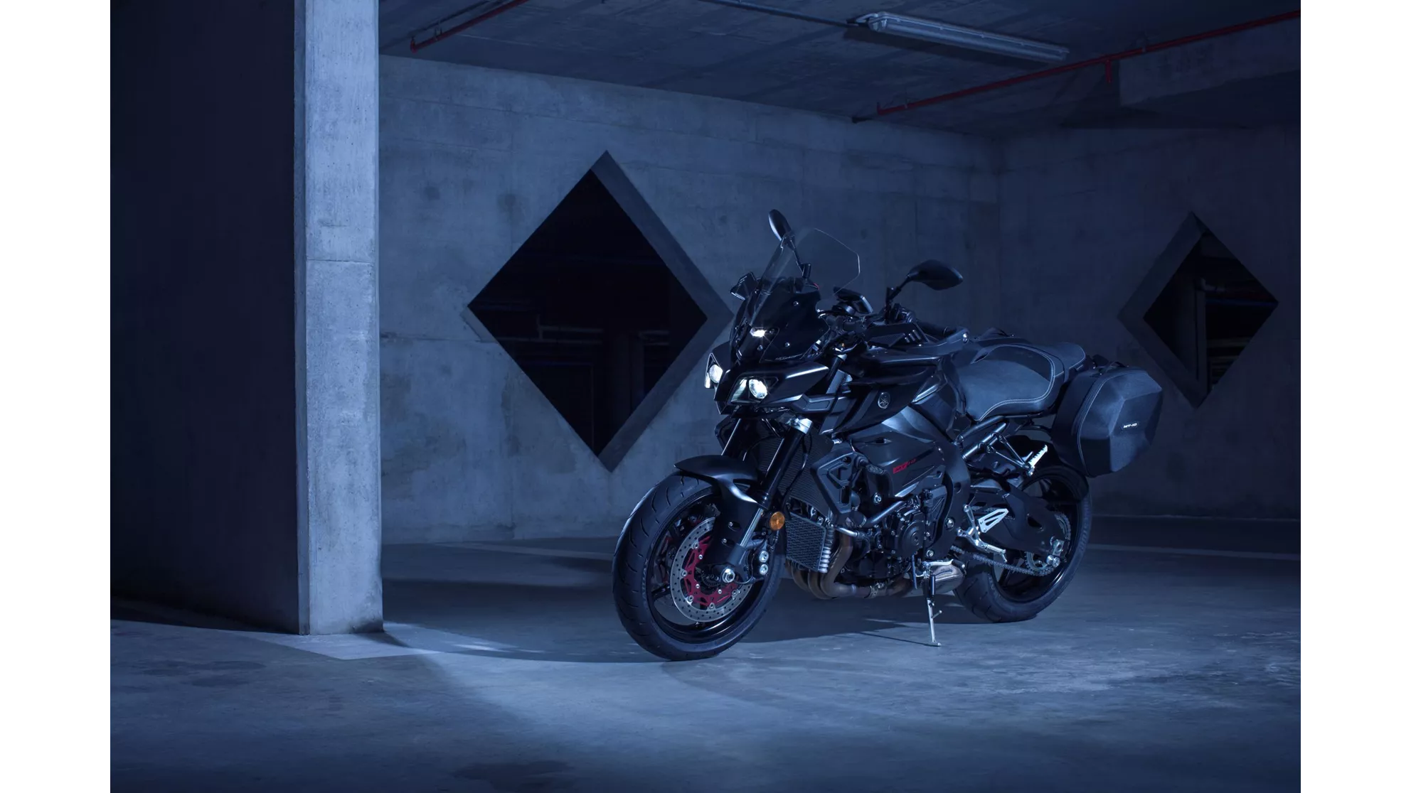 Yamaha MT-10 Tourer Edition - Image 13 Yamaha MT-10 Tourer Edition - Image 13
