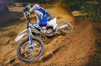 Husqvarna TE 300 2017 - Bild 2 Husqvarna TE 300 2017 - Bild 2