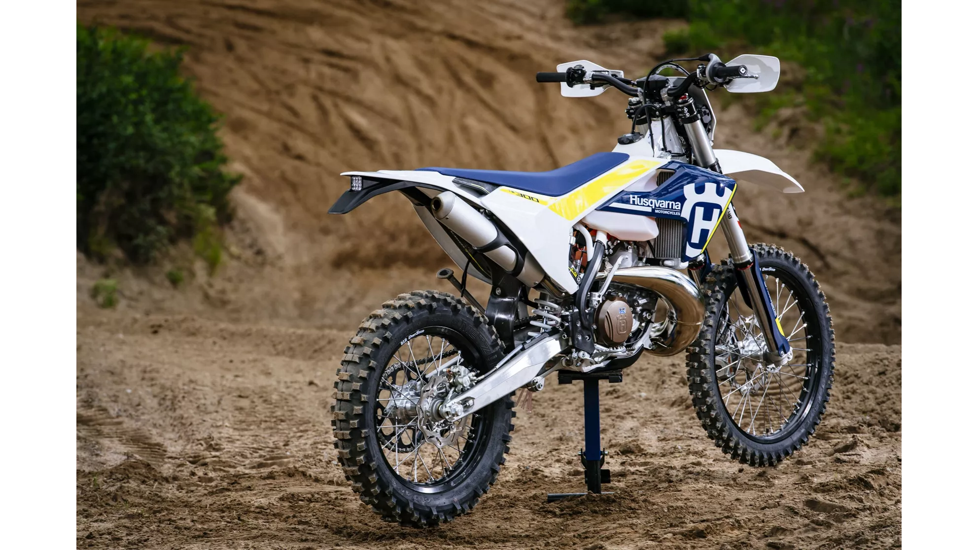 Husqvarna TE 300 - Image 12 Husqvarna TE 300 - Image 12