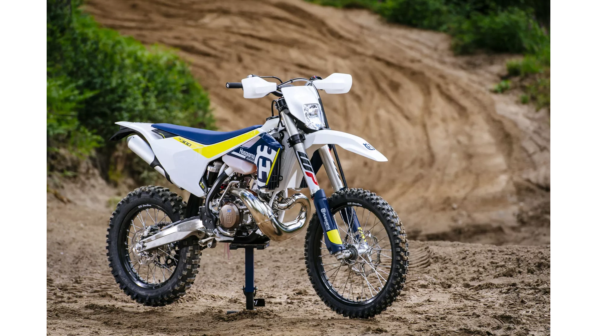 Husqvarna TE 300 - Image 15 Husqvarna TE 300 - Image 15