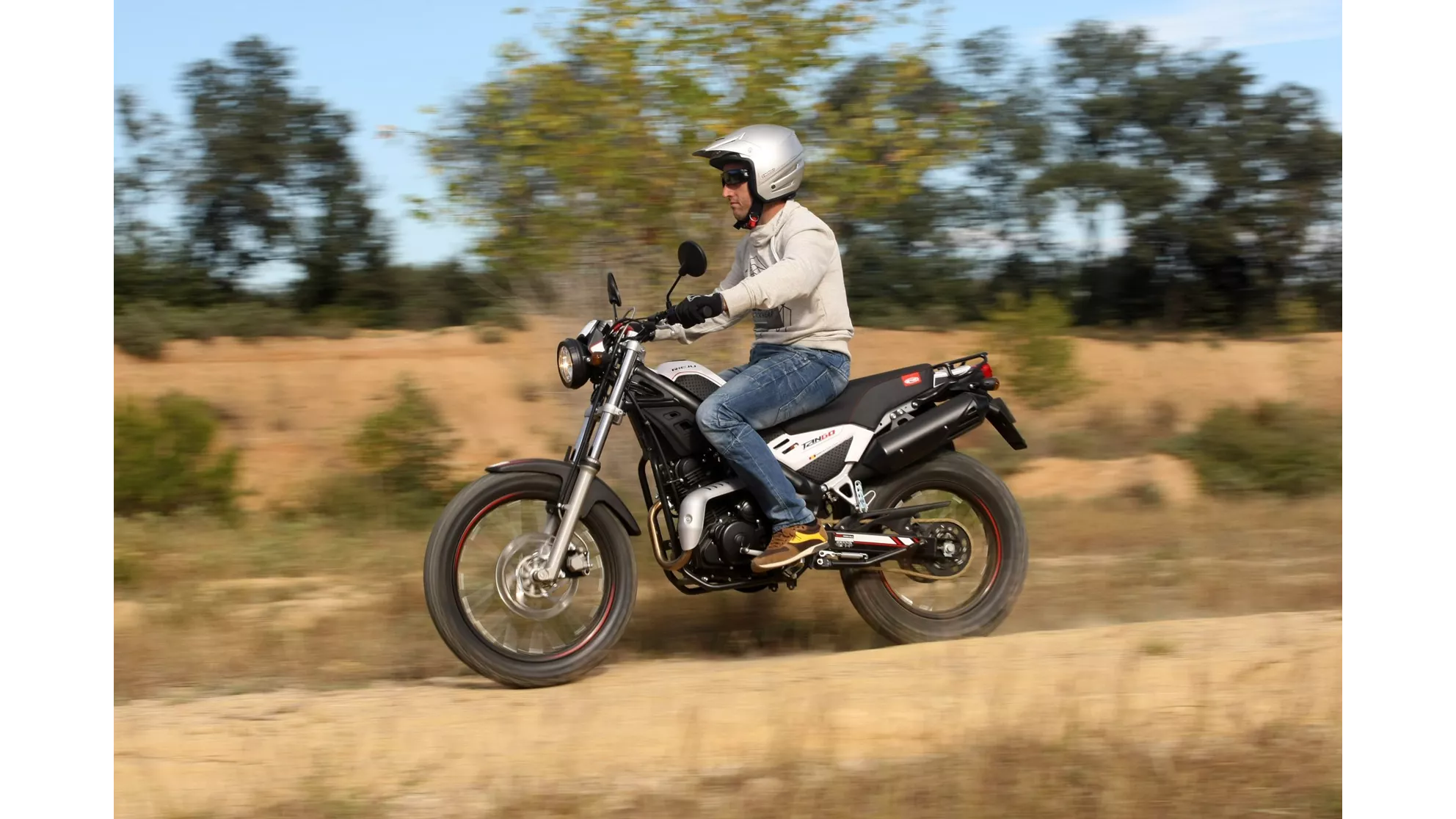 Rieju Tango 250 - Image 5 Rieju Tango 250 - Image 5