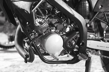 Rieju MRT SM Pro 50 2017 - Bild 3 Rieju MRT SM Pro 50 2017 - Bild 3