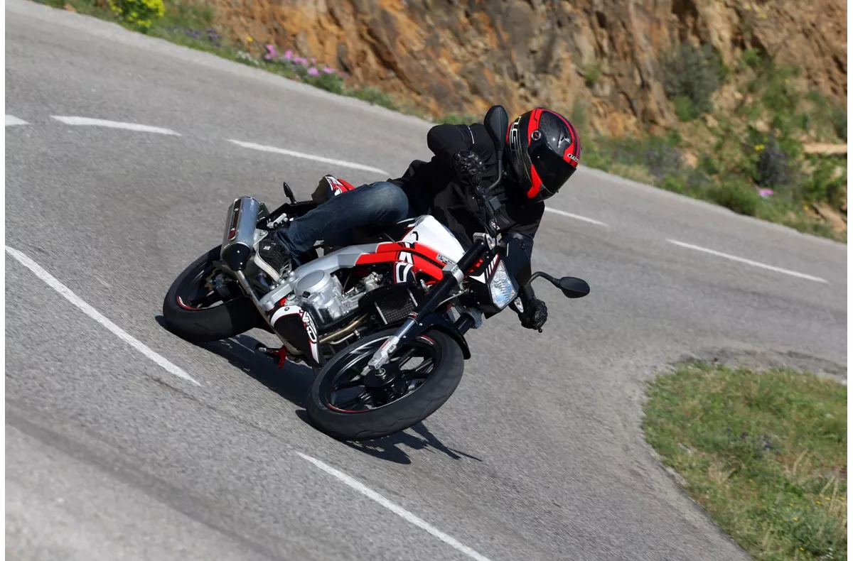 Rieju RS3 NKD 125 Rieju RS3 NKD 125