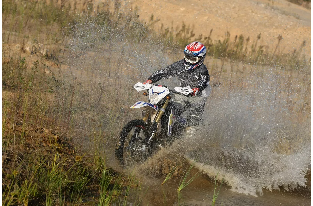 Rieju MRT Freejump 125 Cross Rieju MRT Freejump 125 Cross