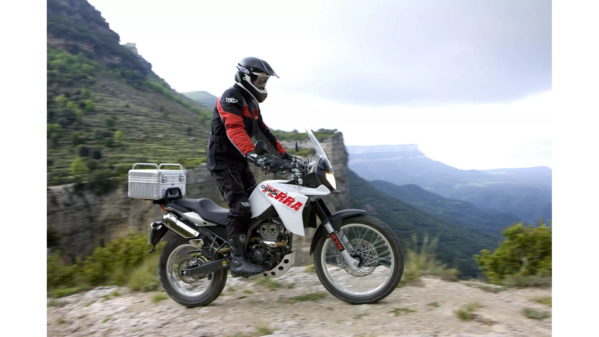 Derbi Terra 125 - Image 2 Derbi Terra 125 - Image 2